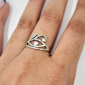 Sterling Silver Ra Eye Ring, Silver Ring, Eye of Horus Ring, Protection ring, 925 sterling silver