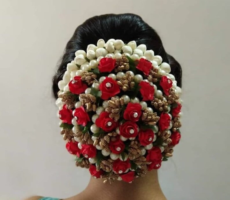 White & Red Traditional Indian Hair Accessories Gajra Etsy
