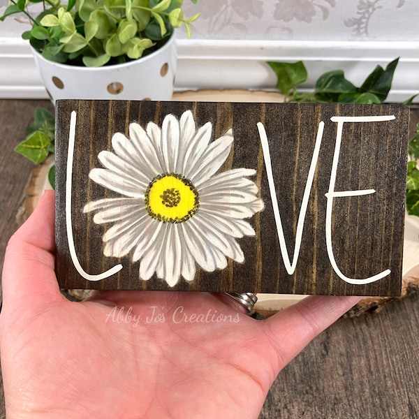 Daisy Wood Block Sign/Daisy Tiered Tray Decor/White Daisy Painting Shelf Sitter Sign/Small Painting Daisy Gift/Mini Daisy Wood Wall Art Sign