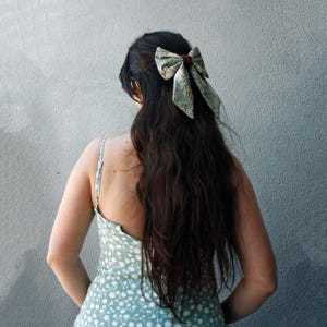 Big Cotton Bow, Large Hair Bow for Party, Oversized Bow with Tail, Giant Bow with Barrette, floral Bow Hair Accessories for Girls Hen Party