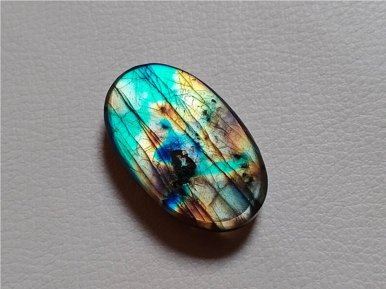 Amazing Multi Flashy Labradorite Natural Labradorite Labradorite Pendant Jewelry Making Stone Best Quality 33X20X7 mm 44 Crt Natural Stone
