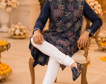 Kurta Pajama Masculino - Traje Étnico Indiano para Festa e Casamento - Kurta de Algodão Bordado Azul Marinho com Pijama - Kurta com Churidar - Sherwani