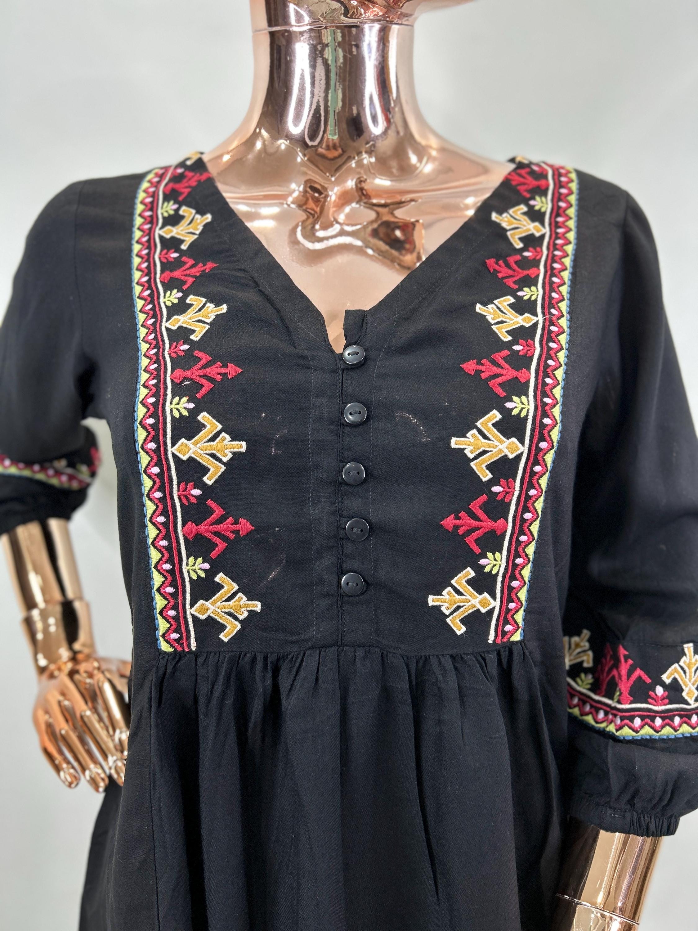 Top Corto Donna Nero Con Ricamo Etnico - Kurti Indiano Bollywood BD411