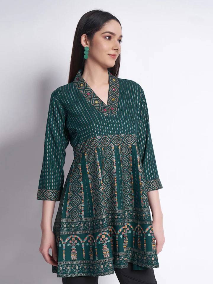 Plus Size Kurta for Women Green Solid A-line Kurta Indian Ethnic