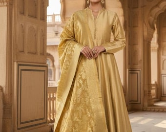 Anarkali Kurta - Gold Toned Woven Maxi Dress With Banarsi Silk Dupatta - Indian Party Wear - Ethnic Wear Women - Indian Dress - Party Gown