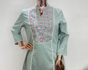 Tunics For Women - Green Embroidered Longline Kurti Women - Short Kurta Top - Boho Hippie Tops & Tees - Indian Ethnic Top- Summer Tunic Kurt