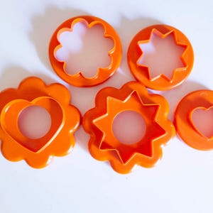 Set di formine per biscotti Tupperware / Utensili da forno vintage in plastica arancione