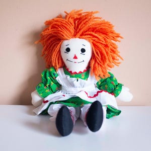 Handmade Raggedy Ann Doll: Orange Hair, Green Dress - Etsy Israel