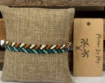 Pulsera de la amistad trenzada / Naranja, amarillo, azul, negro / Macramé de Meg