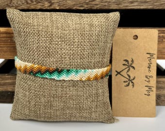 Pulsera de la amistad tejida a mano con diseño en zigzag, joyería bohemia surfera, hilo de algodón.