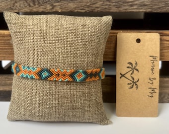 Pulsera de la amistad colorida tejida a mano con motivos aztecas / Macramé de Meg