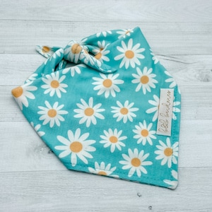 Daisy Dog Bandana: Personalized Floral Tie-On Puppy Bandana