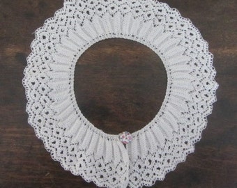 Hand Knitted Fine Cotton Collar.  Child Size. Liberty button