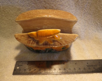 ヴィンテージ風のトウモロコシと花のナプキンホルダー（陶器製