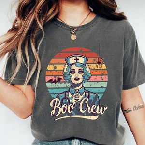 Halloween Nurse, Spooky Retro Halloween Nurse Shirt, Nurse Halloween Gifts, Halloween Party, Nurse Halloween T-shirt, Cute Nurse Shirt,