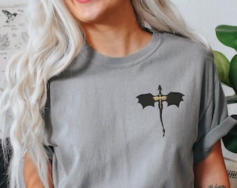 Camisa bordada de la Escuela de Guerra Basgiath, Jinete de Dragón del Cuarto Ala, Violeta Sorrengail, Xaden Riorson, Serie Empírea de Fantasía Bookish