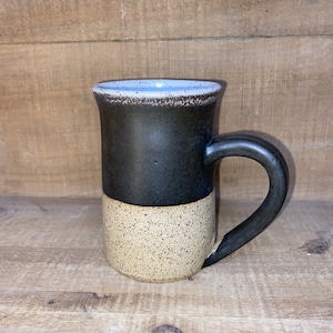Handmade stoneware 14oz pottery mug in minimalist design