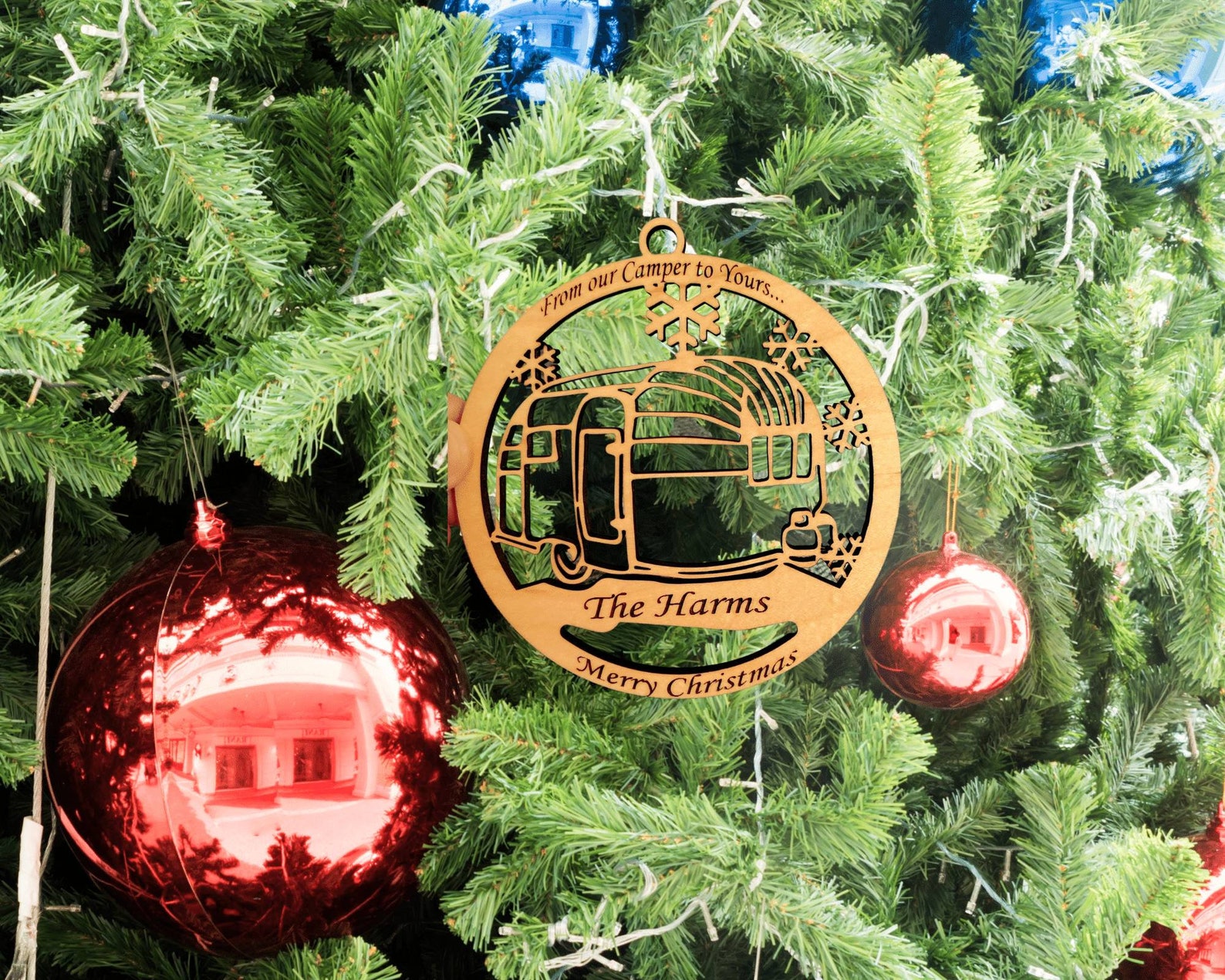 Airstream Christmas Ornament 