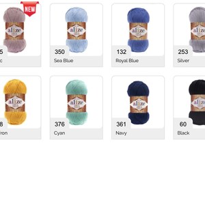 Puede incluir: Hilo Aliz&eacute; Diva en diez colores diferentes: lila, azul mar, azul real, plata, azafr&aacute;n, cian, azul marino, negro y m&aacute;s. Cada ovillo est&aacute; etiquetado con el logotipo de Aliz&eacute; Diva y un n&uacute;mero de color.