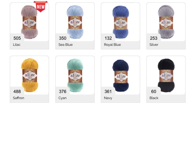 Puede incluir: Hilo Aliz&eacute; Diva en diez colores diferentes: lila, azul mar, azul real, plata, azafr&aacute;n, cian, azul marino, negro y m&aacute;s. Cada ovillo est&aacute; etiquetado con el logotipo de Aliz&eacute; Diva y un n&uacute;mero de color.