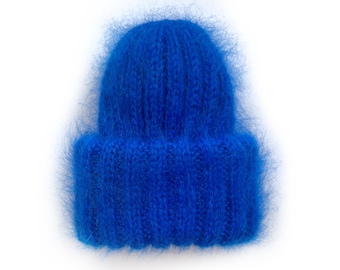 Gorro de lana grueso azul de mohair