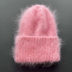 Puderrosa Mohair Beanie Mütze - Grobstrick Mütze - Flauschige Wintermütze