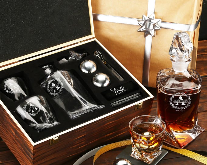 Personalized Whiskey Decanter & Stones Set - Housewarming Gift - Engraved Wedding, Birthday, Anniversary, Retirement Gift for Men, Groomsman