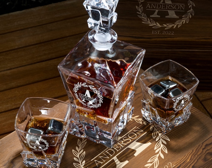 Engraved Whiskey Decanter Set, Bourbon Decanter Set, Personalized Bourbon Glasses, Father's Day Gift, Barware Set for Him, Whisky Gift Set