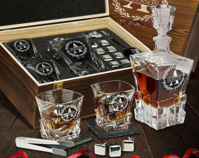 Personalized Whiskey Decanter Gift Set for Men – Custom Housewarming, Wedding, Birthday, Anniversary, Retirement and Groomsmen Barware Gift