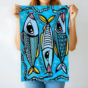 Colorful Fish Tea Towel – Bold Coastal Kitchen Towel with Ocean-Inspired Design, Nautical Dish Towel, Fun Gift for Seafood Lovers