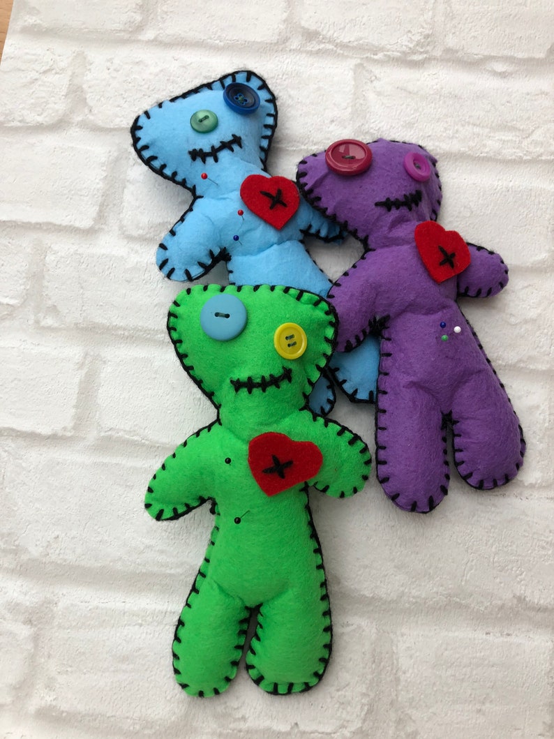 Voodoo Doll Pincushion Novelty Item Fun Gift Idea Pin Saver Needle