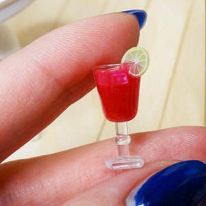 Dollhouse realistic cocktails - Miniature cocktails - Dollhouse glass - Dollhouse drinks - Price per piece