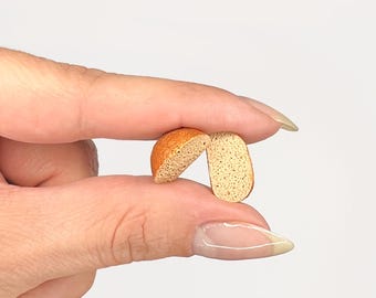 Sneetjes poppenhuisbrood – realistisch miniatuur gesneden brood, schaal 1:12, handgemaakt poppenvoedsel van polymeerklei