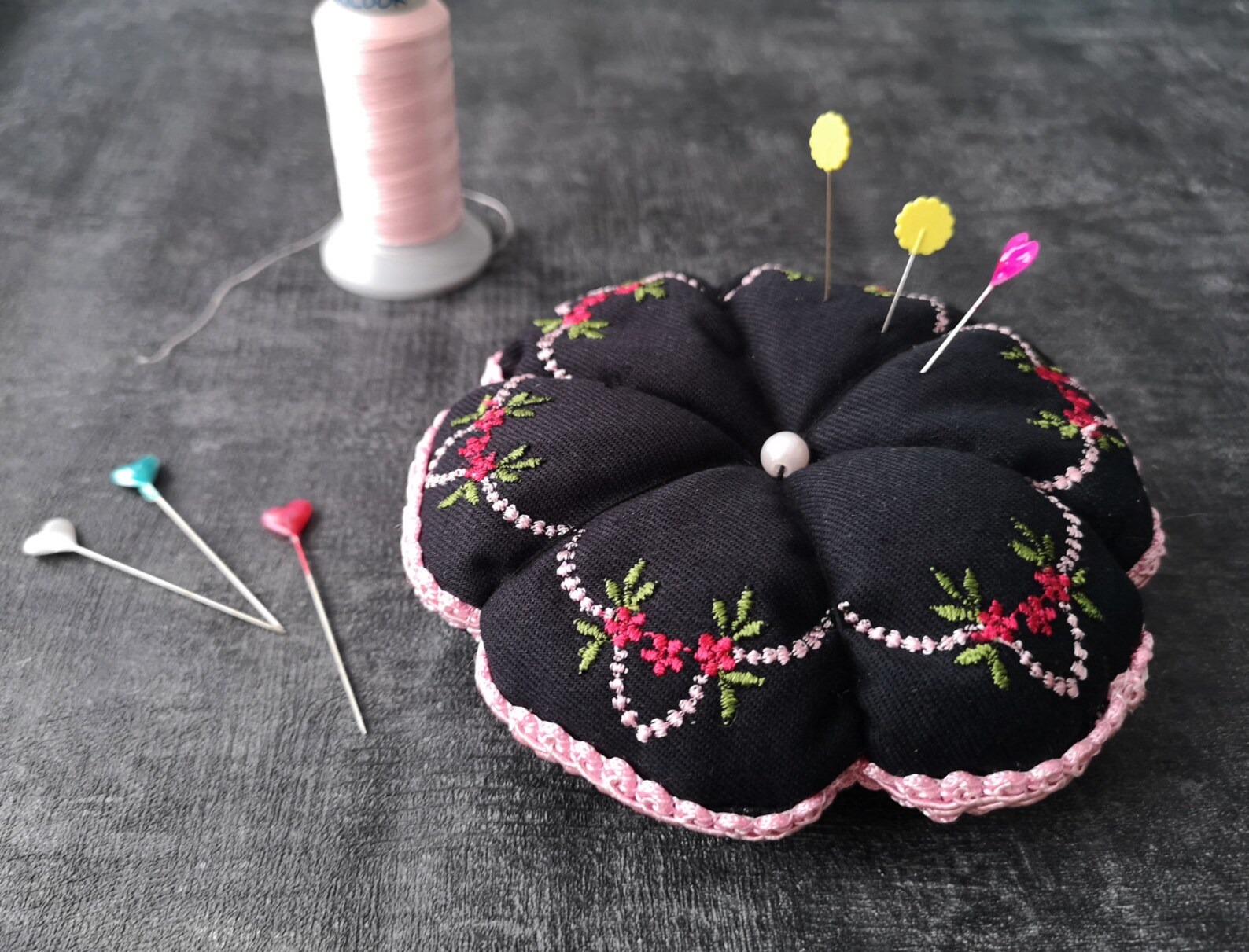 Sewing utensils needle cushion vintage No11 Etsy