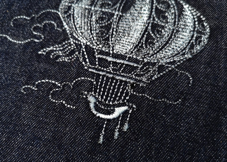 Embroidered picture balloon embroidery