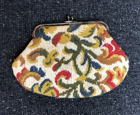 Vintage Accessory / Bag - Floral Tapestry Clutch - image 1