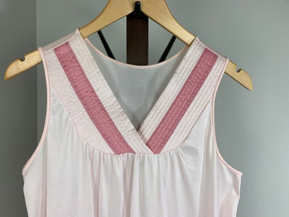Vintage Undergarment – Nightgown / Slip in Pale P… - image 3