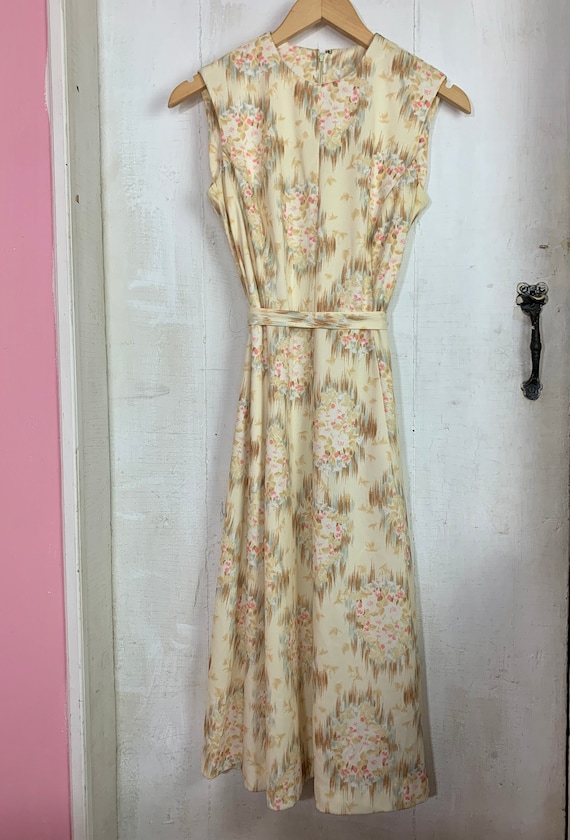 Vintage Dress – Sleeveless Midi Dress with Coordin