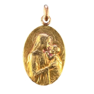 French Dropsy Madonna and Child 18K Yellow Gold Charm Pendant