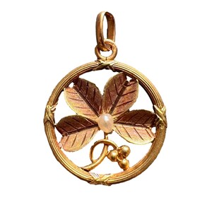 French Lucky Shamrock Four Leaf Clover 18K Yellow Gold Pearl Charm Pendant