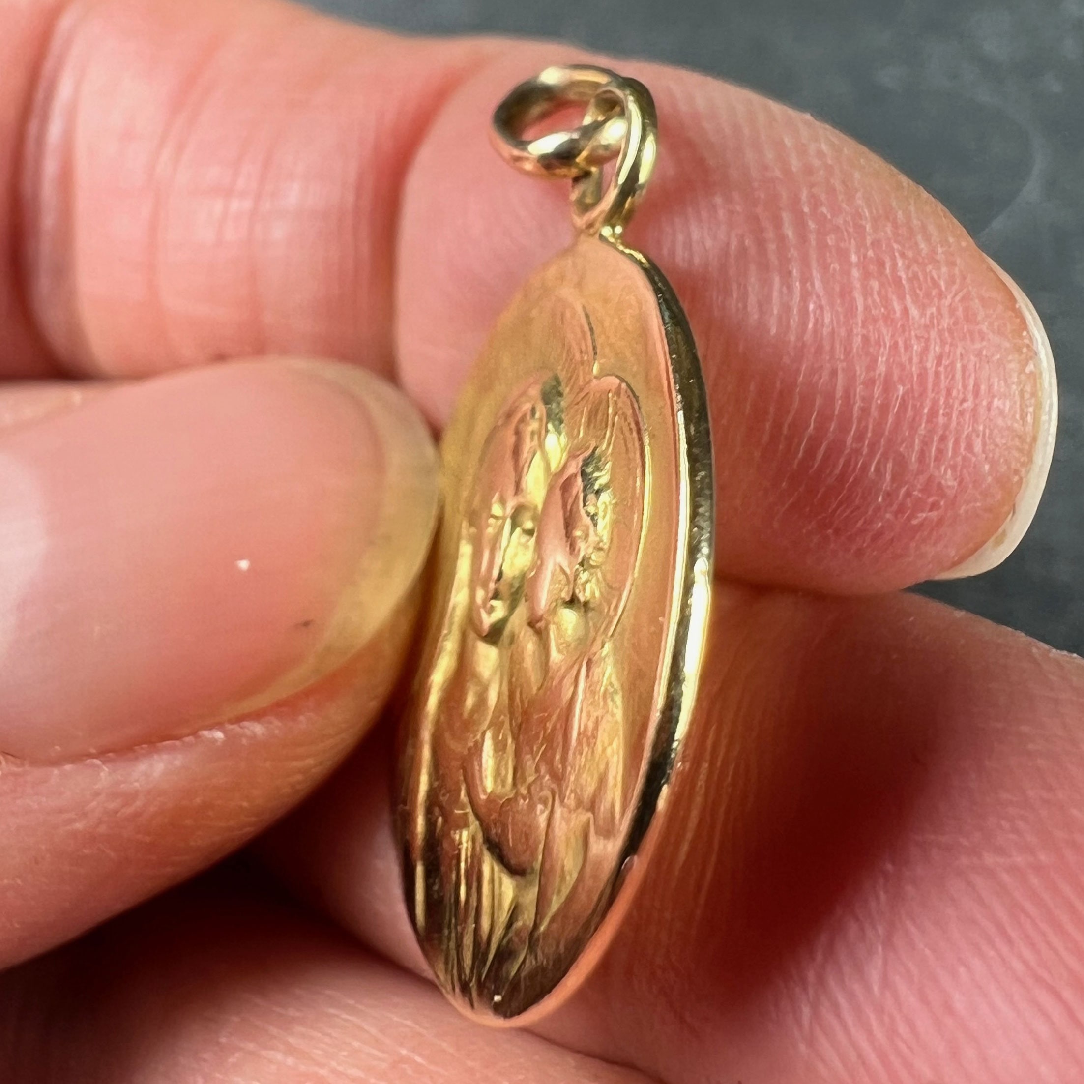 Pendentif Or Jaune 18 Carats Vierge à L'Enfant - Gulino Gioielli - Neuf Avec Écrin - Modèle E.1051