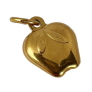 Apple 18K Yellow Gold Fruit Charm Pendant