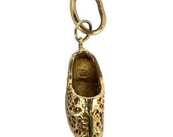 Curled Toe Shoe 14K Yellow Gold Filigree Charm Pendant