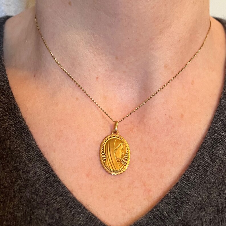 French Virgin Mary 18K Yellow Gold Religious Medal Pendant - Etsy