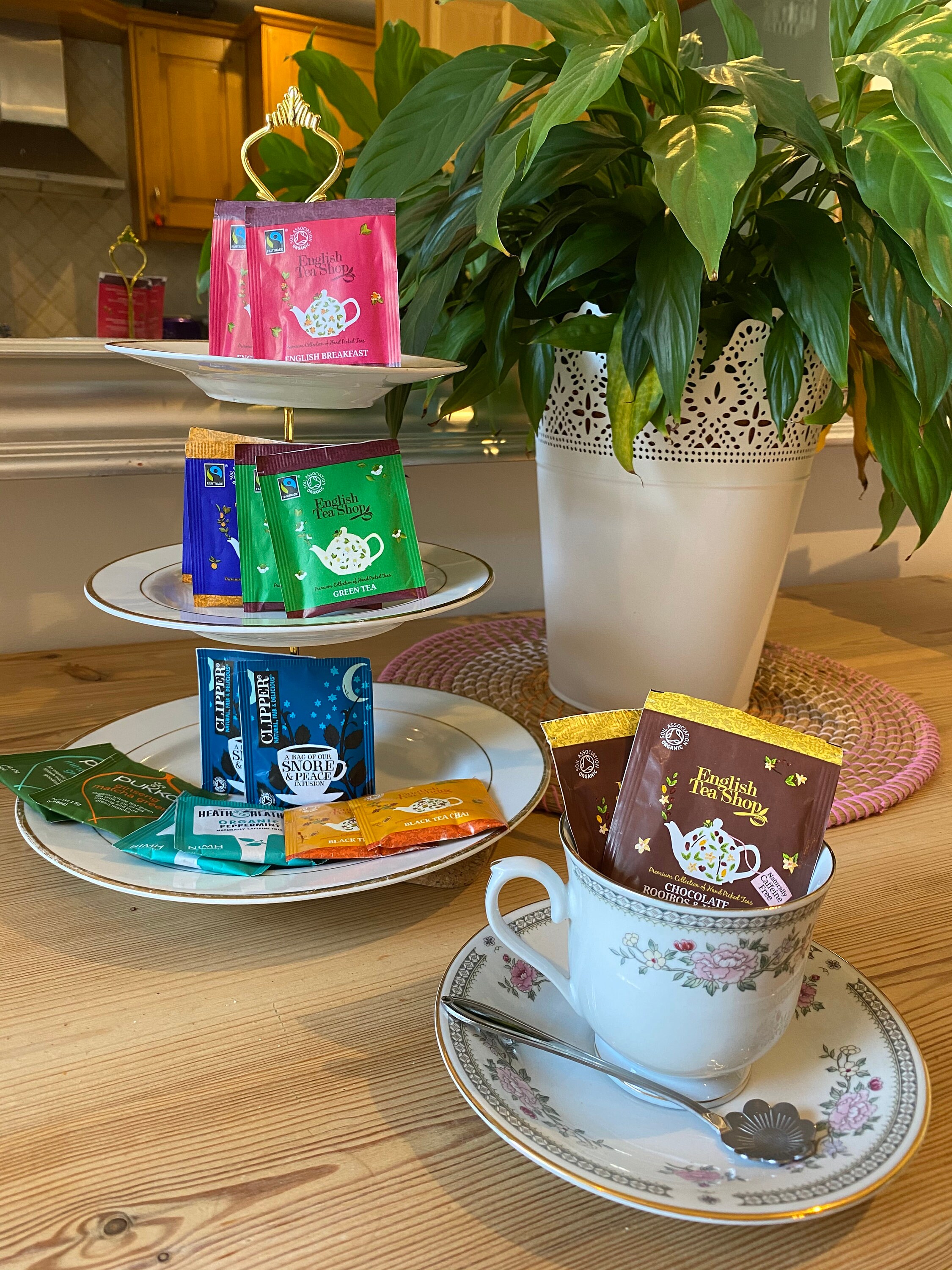 Vintage Tea Cup Gift Set Trisa Porcelainware Etsy