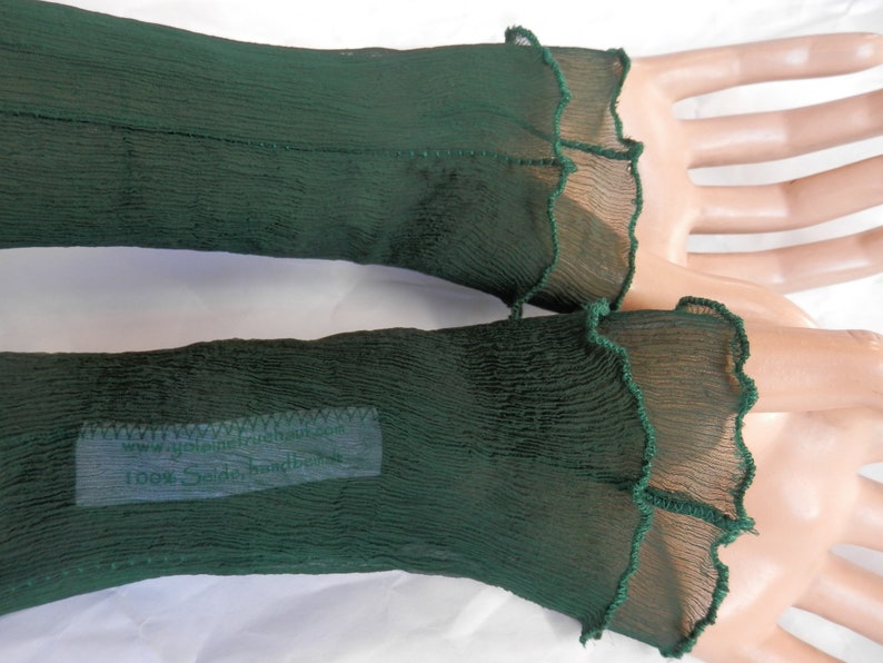 Arm warmers made of crinkle silk, evergreen, periwinkle, wrist warmers image 4