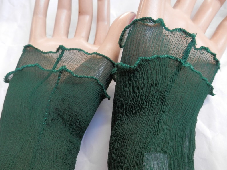 Arm warmers made of crinkle silk, evergreen, periwinkle, wrist warmers image 5