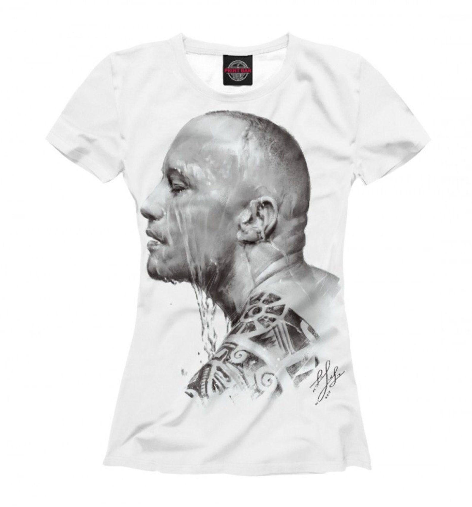 dwayne johnson in t shirt