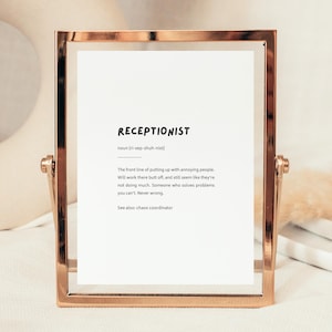Definizione di receptionist Stampa regalo, regalo per receptionist, receptionist veterinaria, receptionist medica, receptionist, addetta alla reception