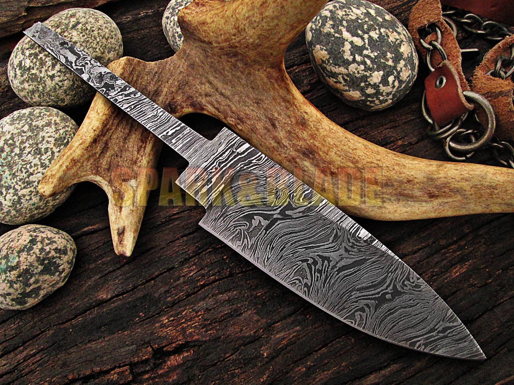 New Handmade Damascus Chef Knife 8.5 Inch Home Kitchen Tool